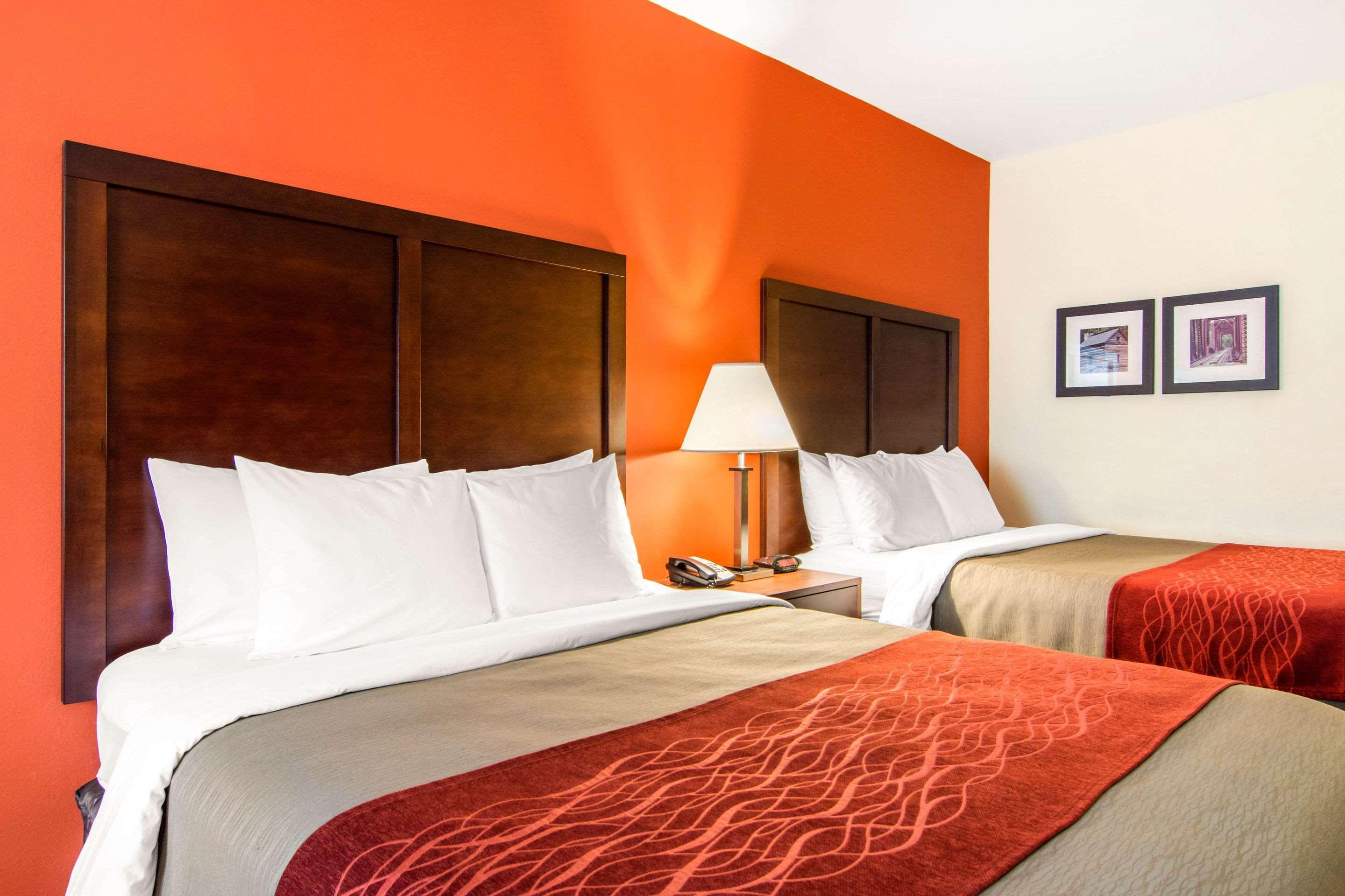 Comfort Inn & Suites Villa Rica Exterior photo